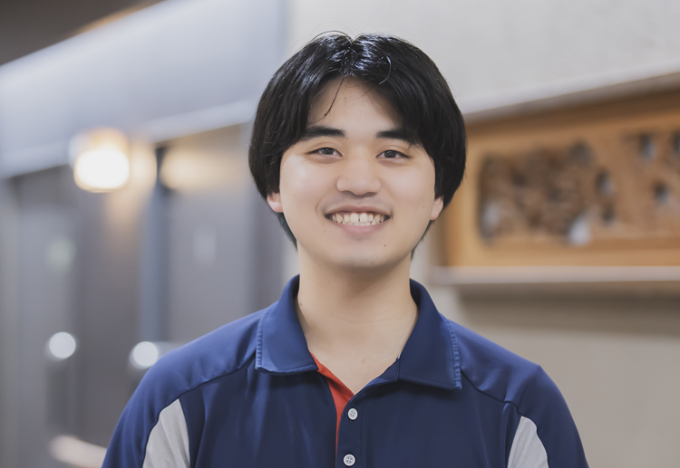 介護福祉士 （P.N）栗林（クリリン）さん